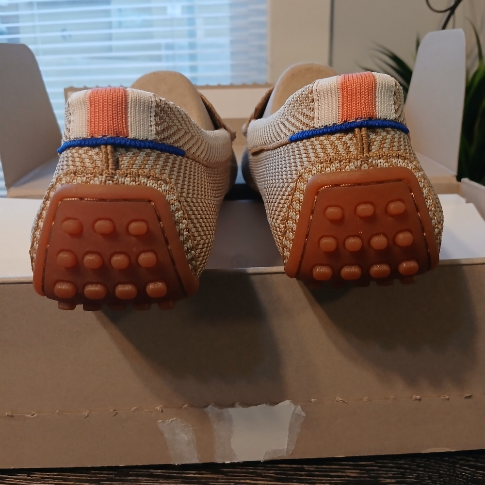 Rothy's Tan Chevron Knit Moccasin Flats - Picture 4 of 6